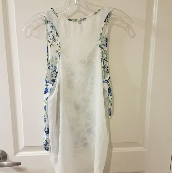 JUNIORS FLORAL PRINT TOP - Picture 2 of 3